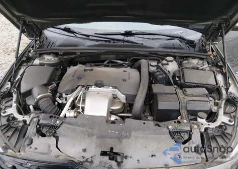 2018 Buick Regal Sportback Preferred z USA, uszkodzony, nr VIN W04GL6SX3J1085733